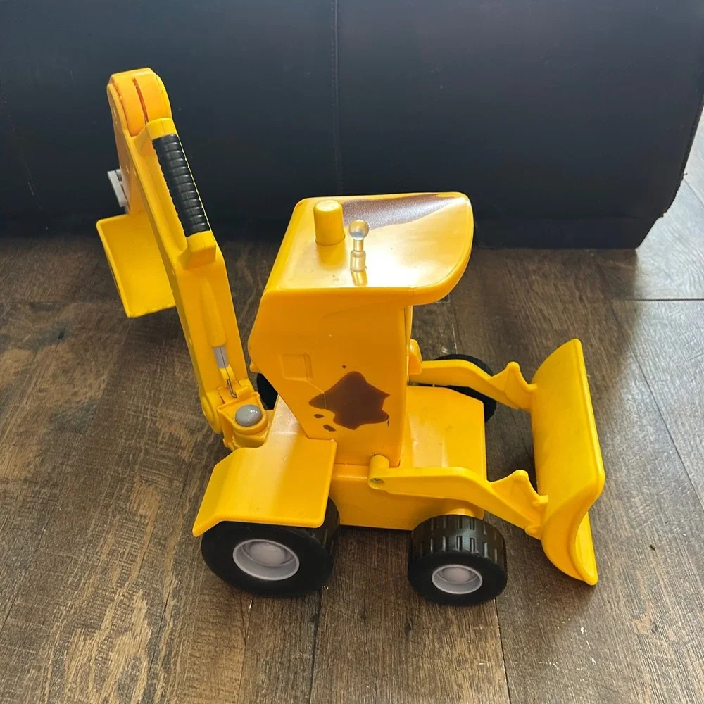 Just Play The Stinky and Dirty Show Dirty Large Backhoe Lights and Sounds